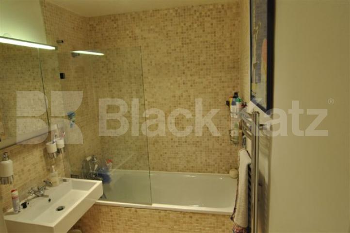 			NEW INSTRUCTION!, 2 Bedroom, 1 bath, 1 reception Flat			 Alexandra Place, ST JOHNS WOOD