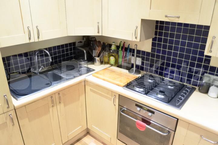 			UNDER FULL REFURBISHMENT, 2 Bedroom, 1 bath, 1 reception Flat			 Long lane, East finchley