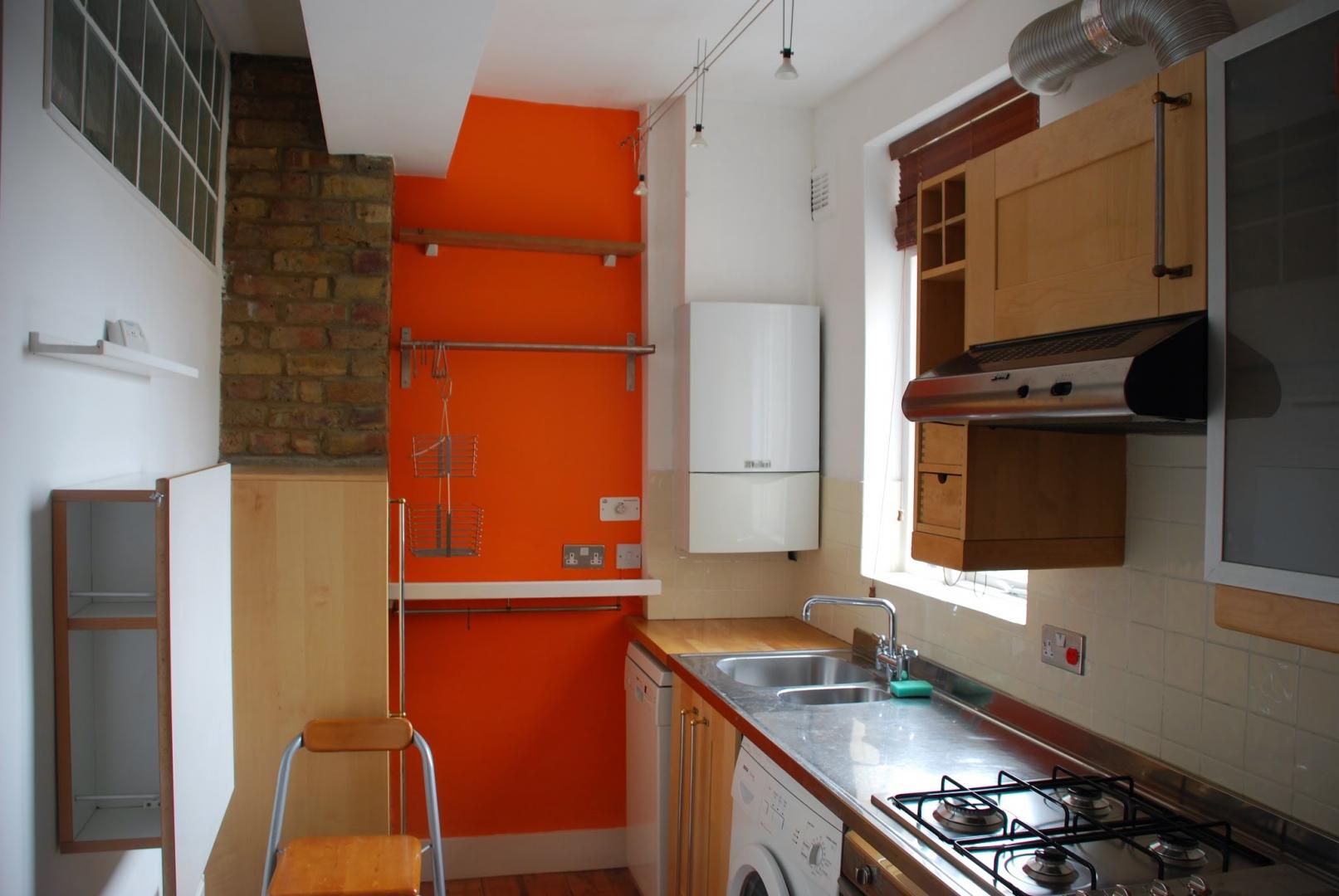 			3 Bedroom, 1 bath, 1 reception Flat			 Hormead Road, MAIDA VALE