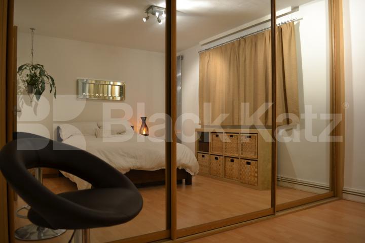 			1 Bedroom, 1 bath, 1 reception Flat			 Shepherds Hill, Highgate