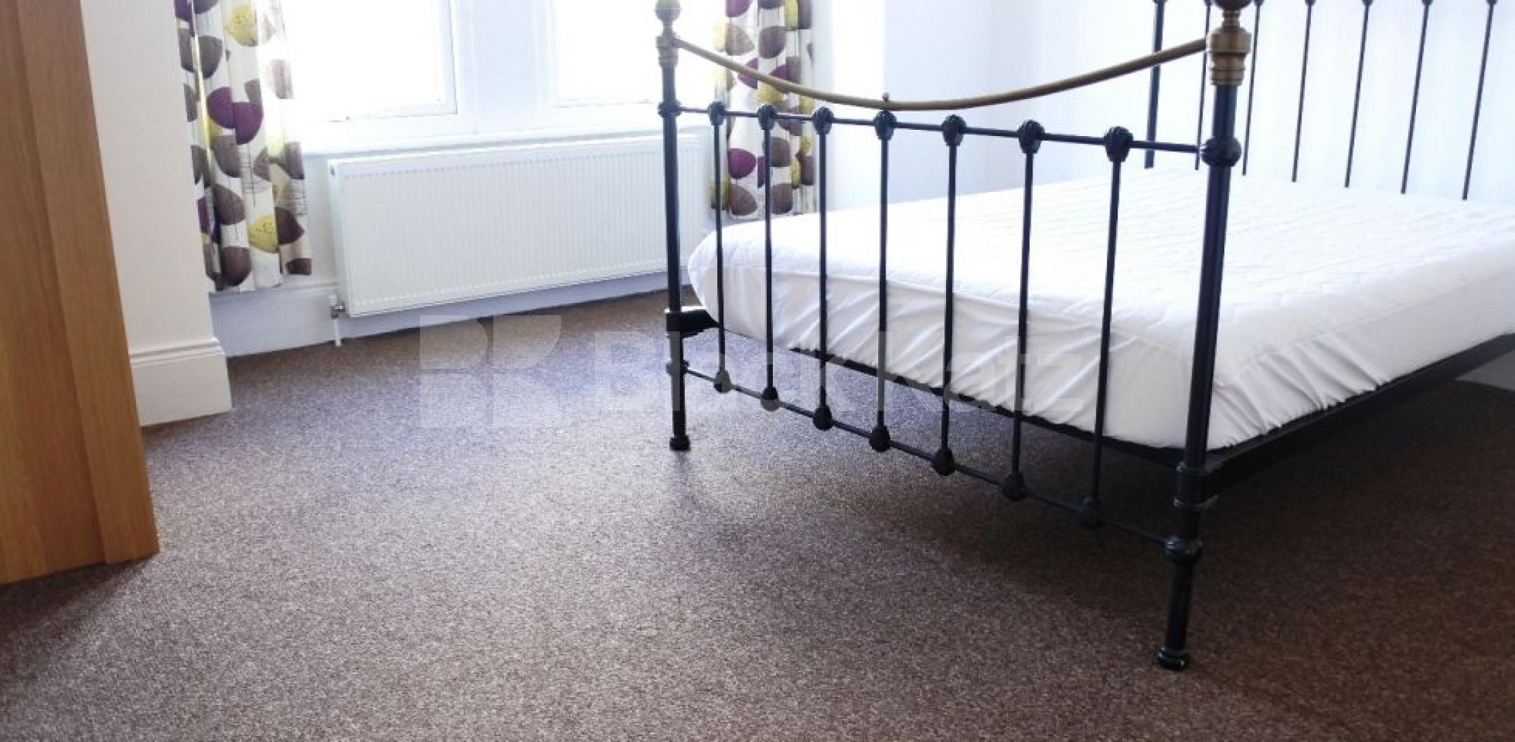 			NEW INSTRUCTION!, 3 Bedroom, 1 bath, 1 reception Flat			 Palmerston Road , Bounds Green