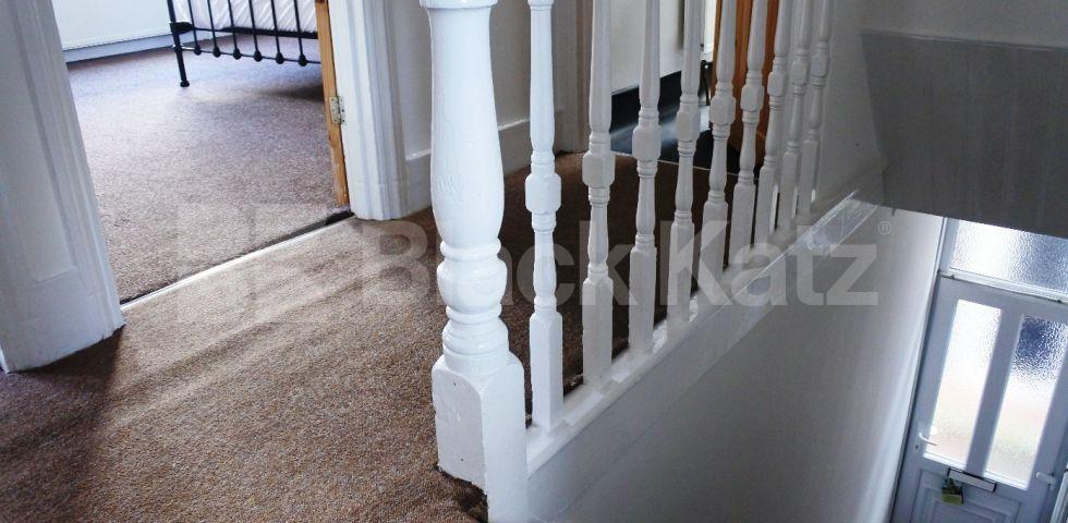 			NEW INSTRUCTION!, 3 Bedroom, 1 bath, 1 reception Flat			 Palmerston Road , Bounds Green