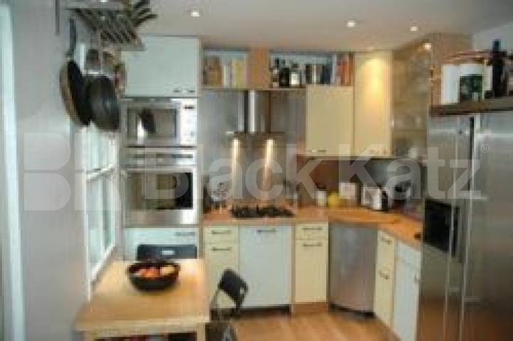 			HIGHLY UNIQUE, 1 Bedroom, 1 bath, 1 reception Flat			 The Old Stables, BOUNDS GREEN N22