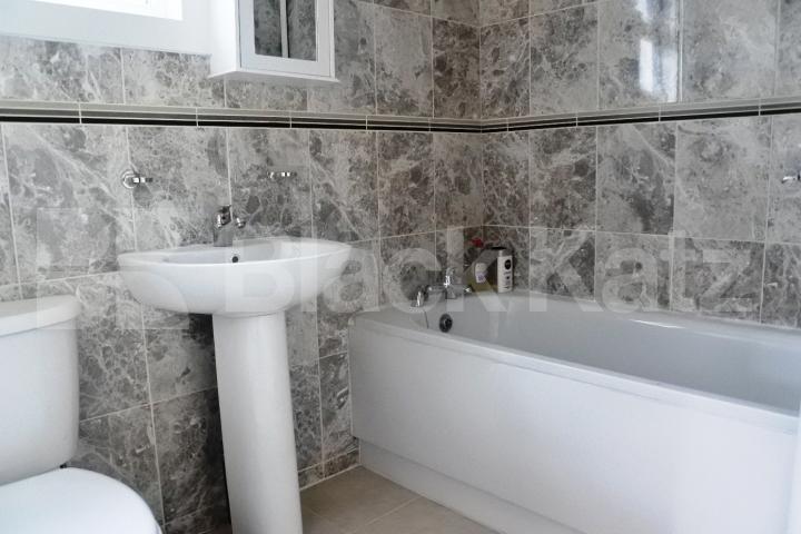 			3 Bedroom, 1 bath, 1 reception Flat			 Dunloe Avenue, Seven Sisters