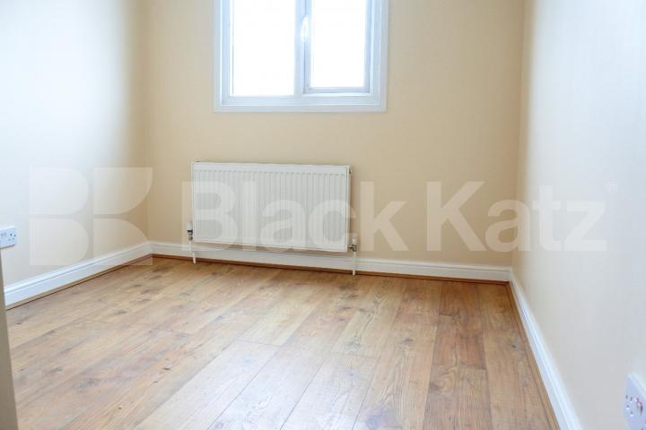 			3 Bedroom, 1 bath, 1 reception Flat			 Dunloe Avenue, Seven Sisters