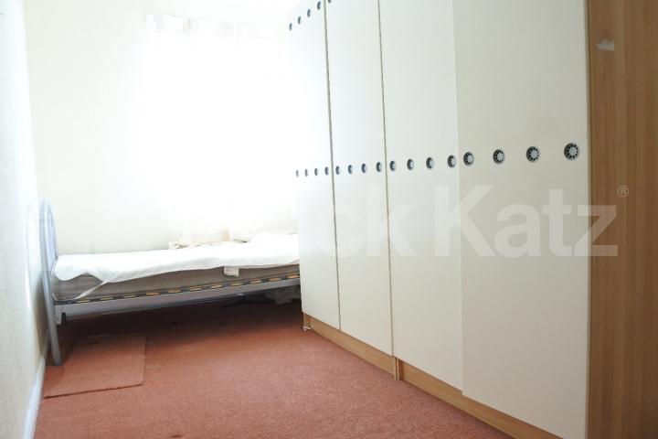 			3 Bedroom, 1 bath, 1 reception Maisonette			 Font Hills, East Finchley