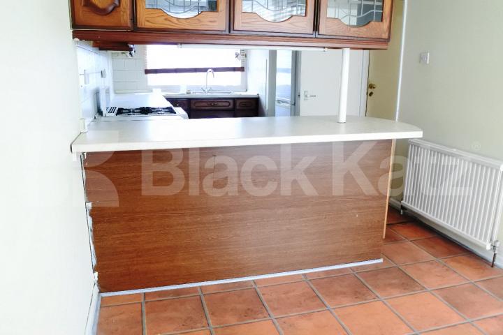 			3 Bedroom, 1 bath, 1 reception Maisonette			 Font Hills, East Finchley