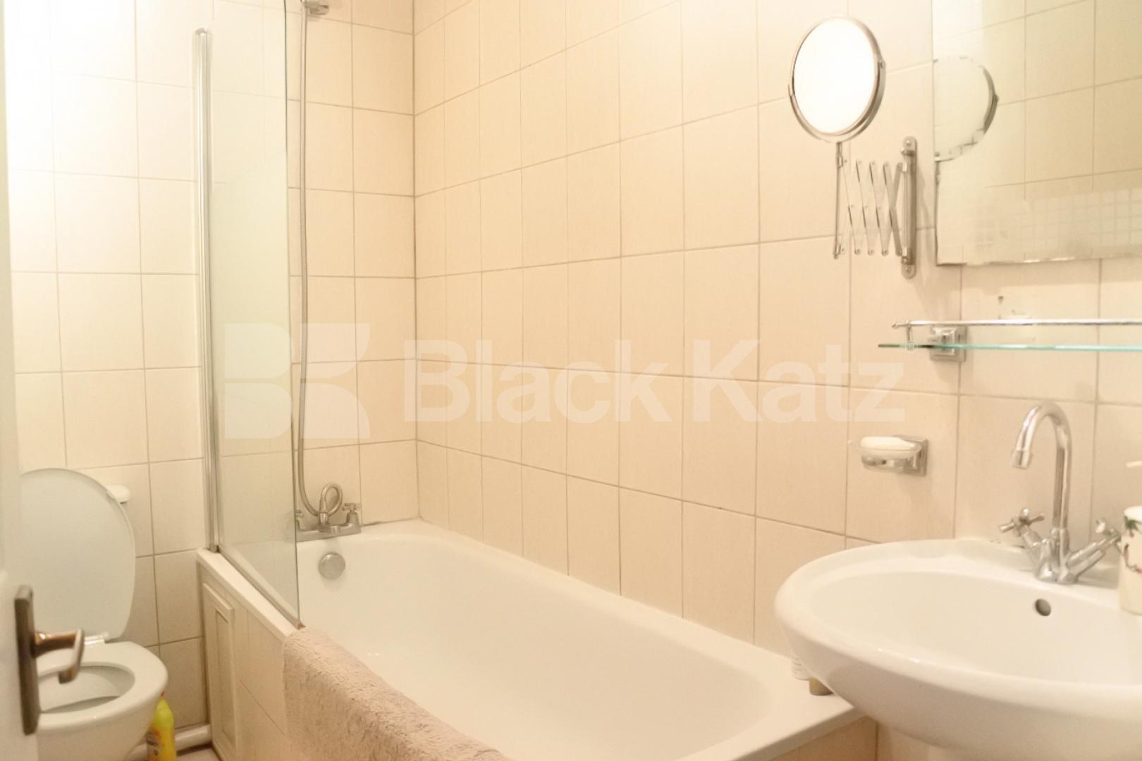 			2 Bedroom, 1 bath, 1 reception Flat			 Bourne Road, CROUCH END