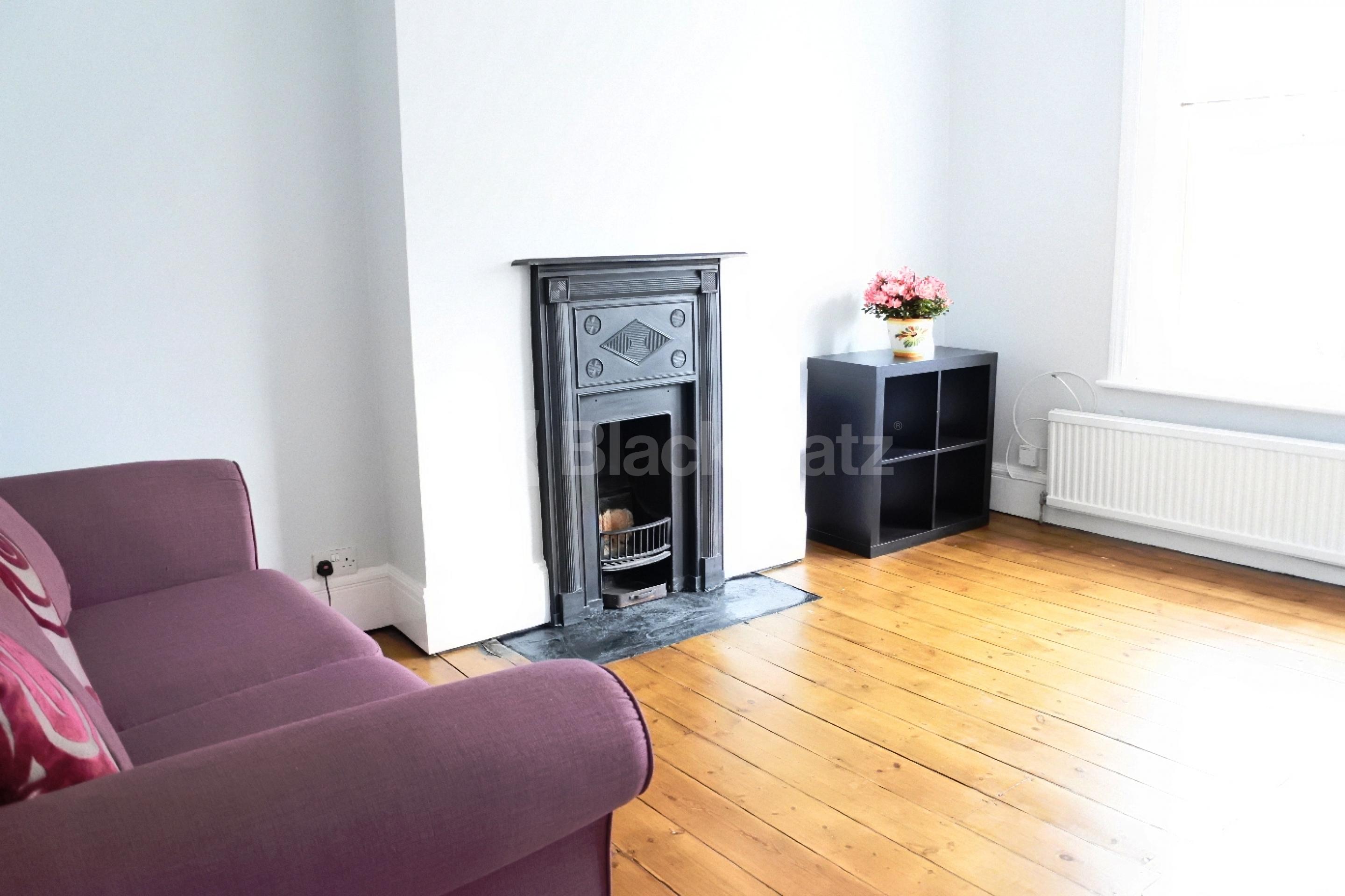 			Amazing Value Two Bed !, 2 Bedroom, 1 bath, 1 reception Flat			 Crouch Hall Road, Crouch End N8