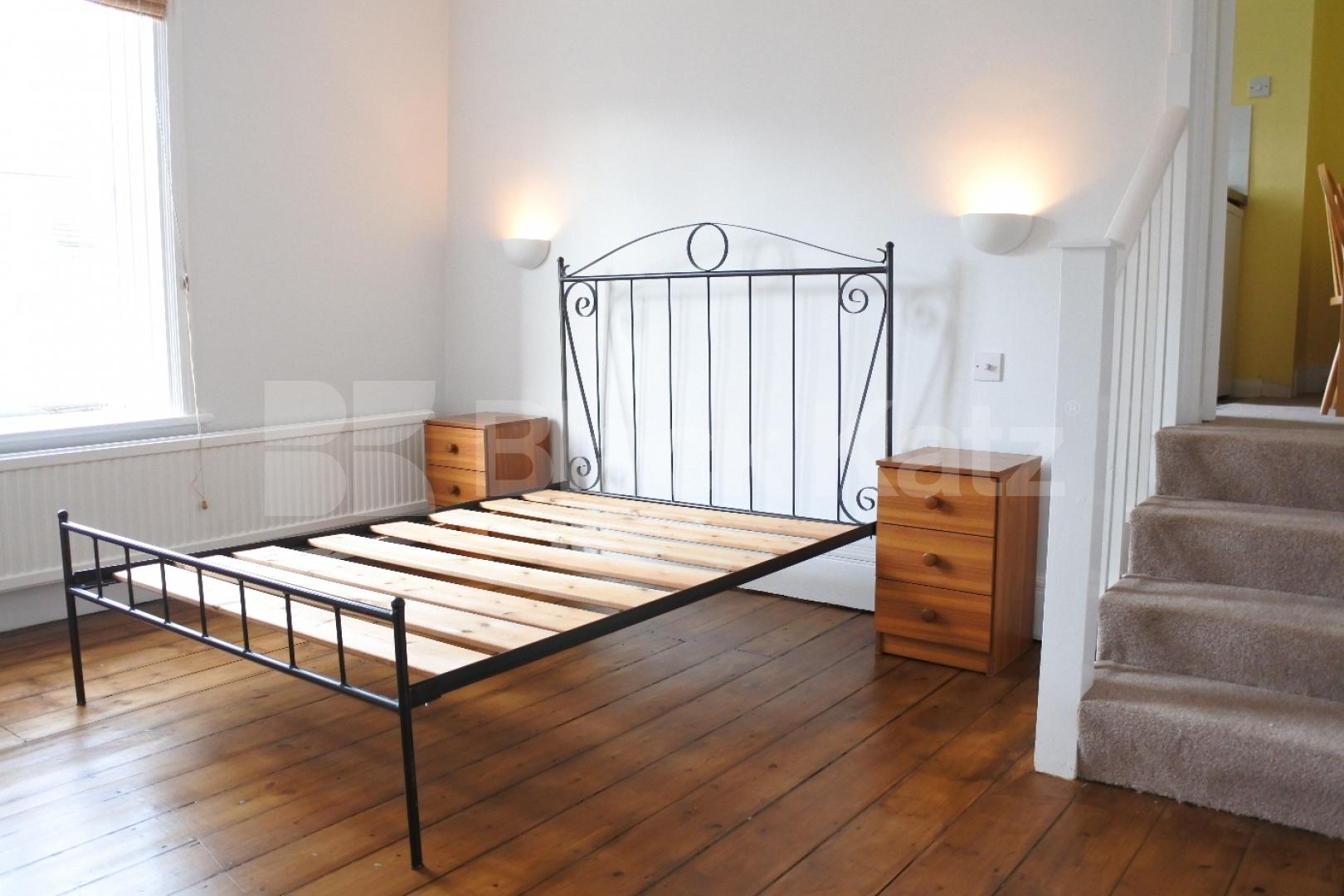 			Amazing Value Two Bed !, 2 Bedroom, 1 bath, 1 reception Flat			 Crouch Hall Road, Crouch End