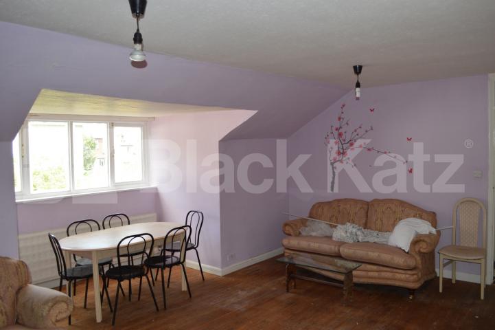 			1 Bedroom, 1 bath, 1 reception Flat			 Hamilton Way, West Finchley