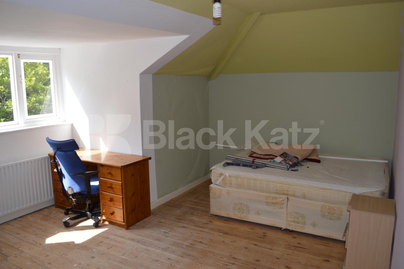 			1 Bedroom, 1 bath, 1 reception Flat			 Hamilton Way, West Finchley