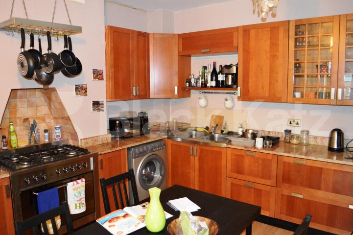 			Garden flat seconds from the tube!, 1 Bedroom, 1 bath, 1 reception Flat			 Maidstone Road, Bounds Green