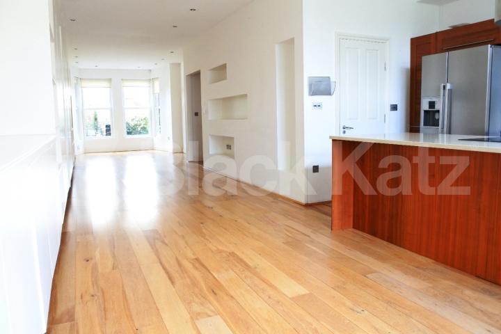 			Stunning House, 5 Bedroom, 1 bath, 1 reception House			 Park Road, Crouch End