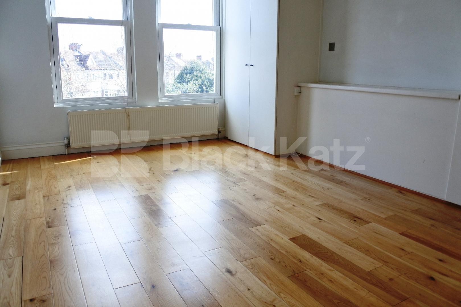 			Stunning House, 5 Bedroom, 1 bath, 1 reception House			 Park Road, Crouch End