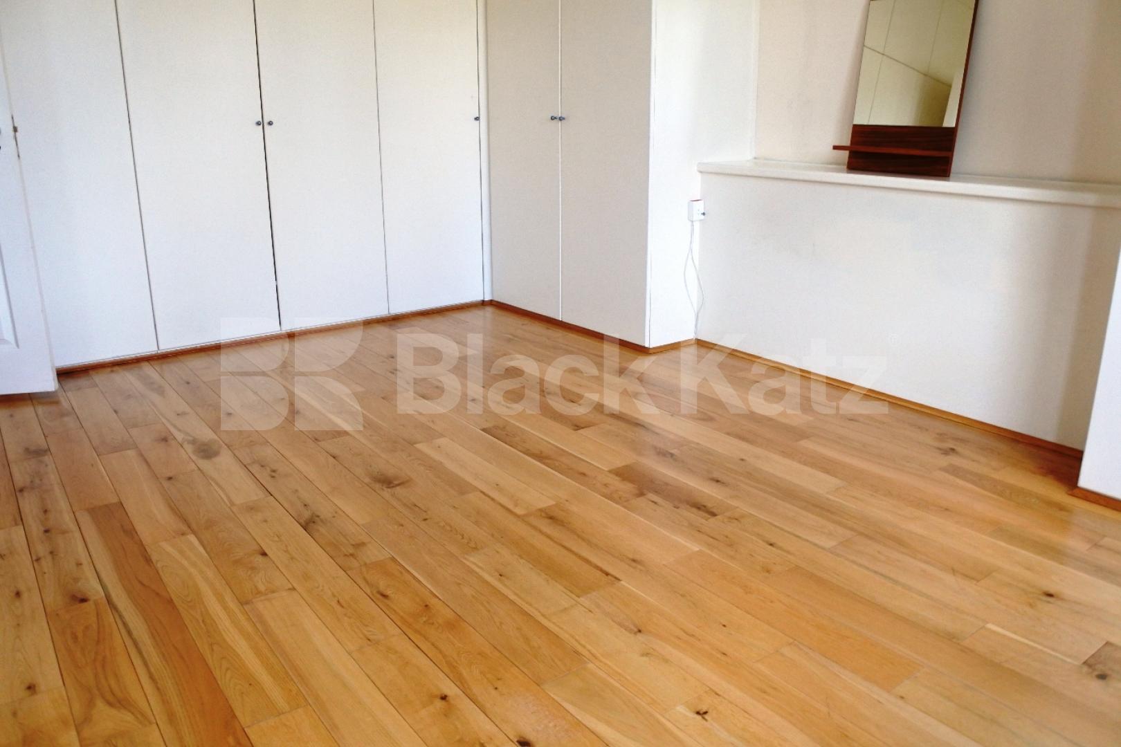 			Stunning House, 5 Bedroom, 1 bath, 1 reception House			 Park Road, Crouch End