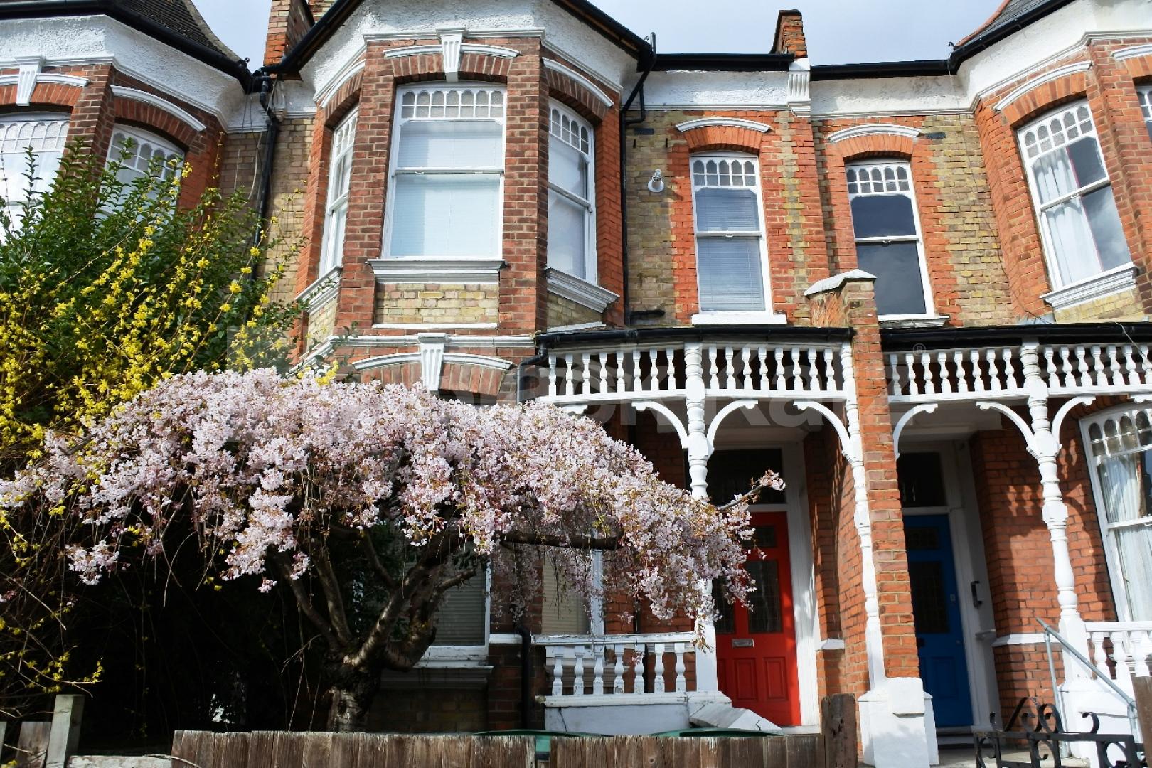 			1 Bedroom, 1 bath, 1 reception Flat			 Elder Avenue, Crouch End