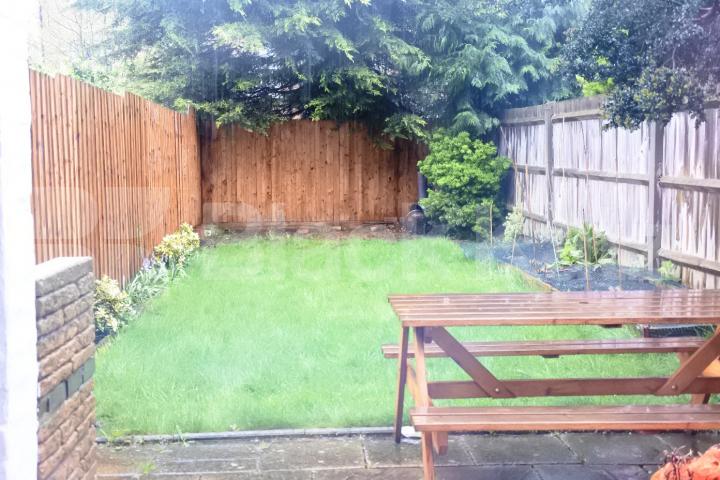 			2 Bedroom, 1 bath, 1 reception Flat			 Rathcoole Gardens, Crouch End