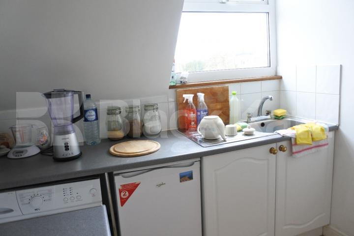 			Beautiful Property !, 1 Bedroom, 1 bath, 1 reception Flat			 Maidstone road, Bounds Green
