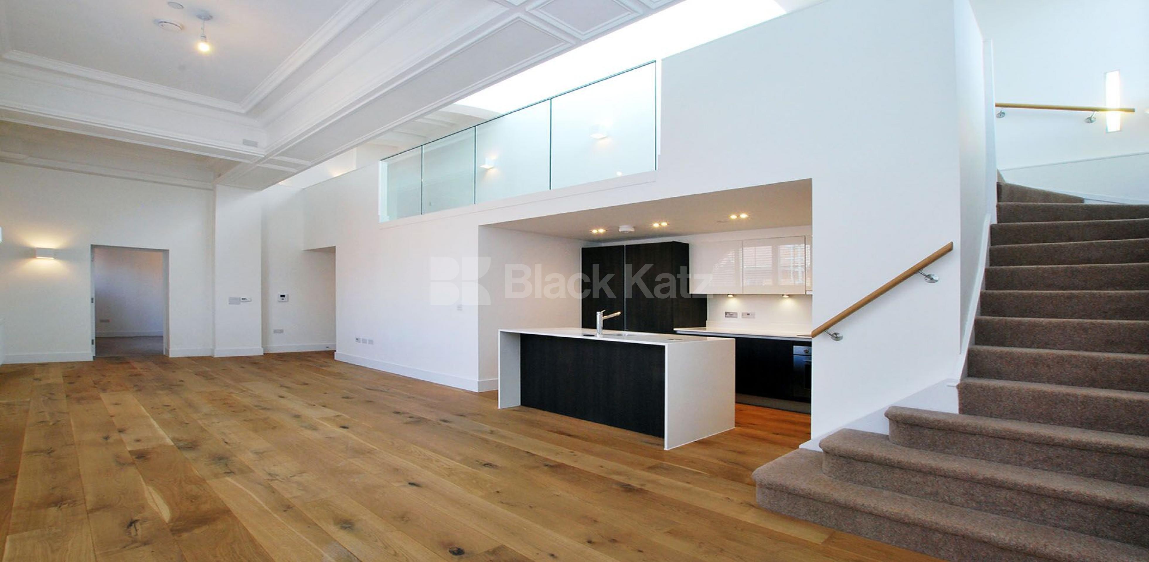 			New Instruction! Penthouse Apartment!, 2 Bedroom, 1 bath, 1 reception Penthouse			 Prytaneum Court, Green Lanes, Palmers Green N13