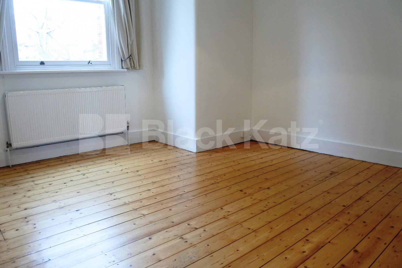 			Fantastic Garden Property !, 3 Bedroom, 1 bath, 1 reception Flat			 Palmerston Road, Bounds Green