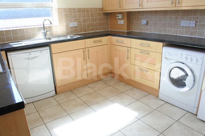 			Huge one bedroom flat in Crouch End, 1 Bedroom, 1 bath, 1 reception Flat			 Tottenham Lane, Crouch End