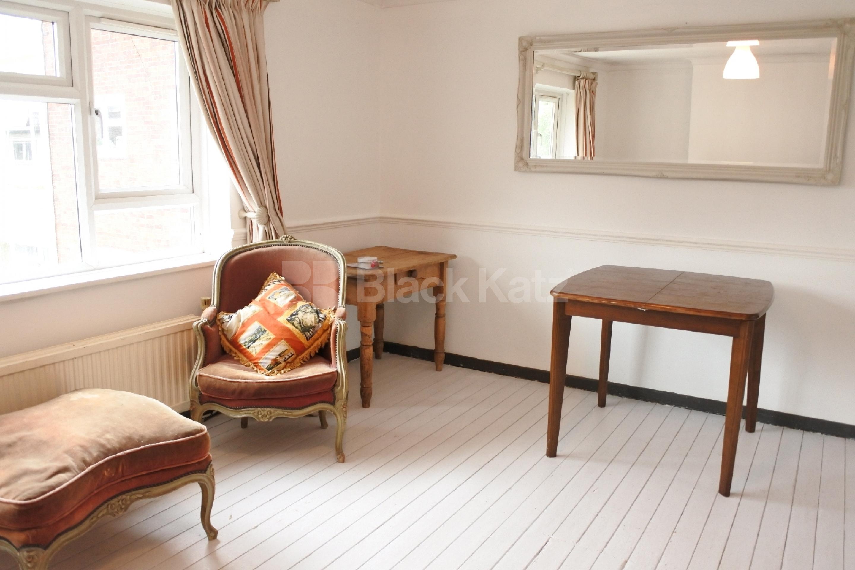 			Fantasic Two Double Bed Property With Balcony, 2 Bedroom, 1 bath, 1 reception Flat			 Boyton close, Crouch End N8
