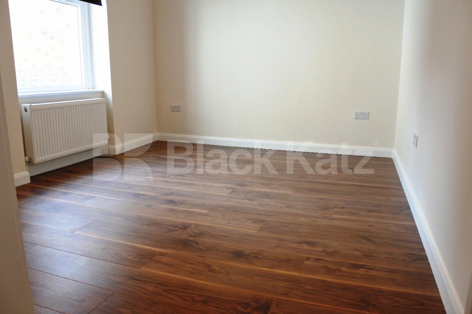 			Great newly refurbished property with roof terrace, 1 Bedroom, 1 bath, 1 reception Flat			 High Street, Hornsey/Crouch End