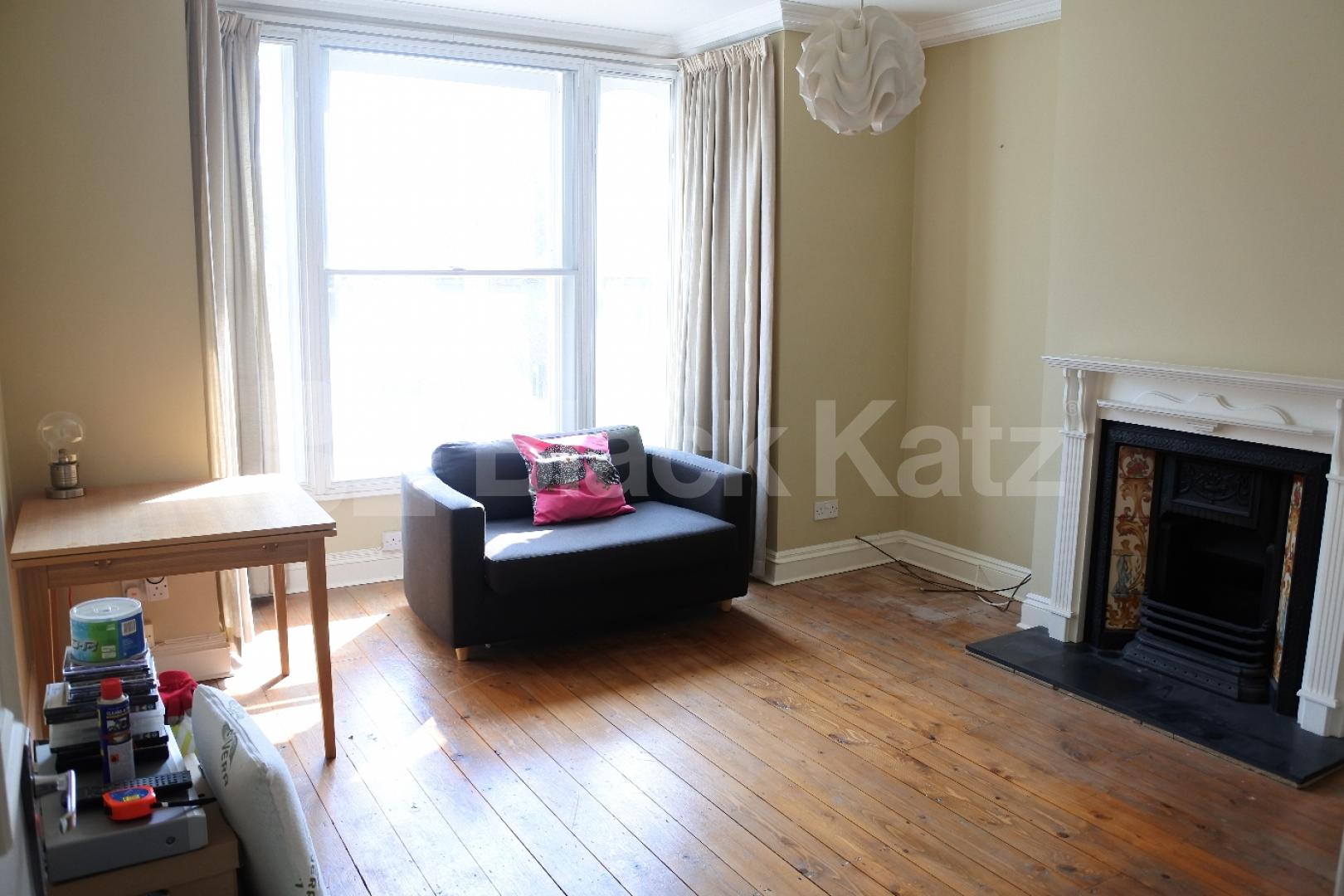 			2 Bedroom, 1 bath, 1 reception Flat			 Ferme Park Road, Crouch End
