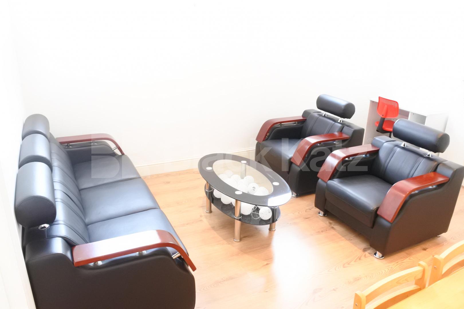 			Great 3 bedroom flat in Wood Green , 3 Bedroom, 1 bath, 1 reception Flat			 High Road, Wood Green