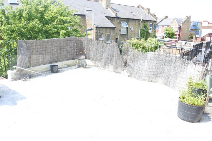 			Great 3 bedroom flat in Wood Green , 3 Bedroom, 1 bath, 1 reception Flat			 High Road, Wood Green