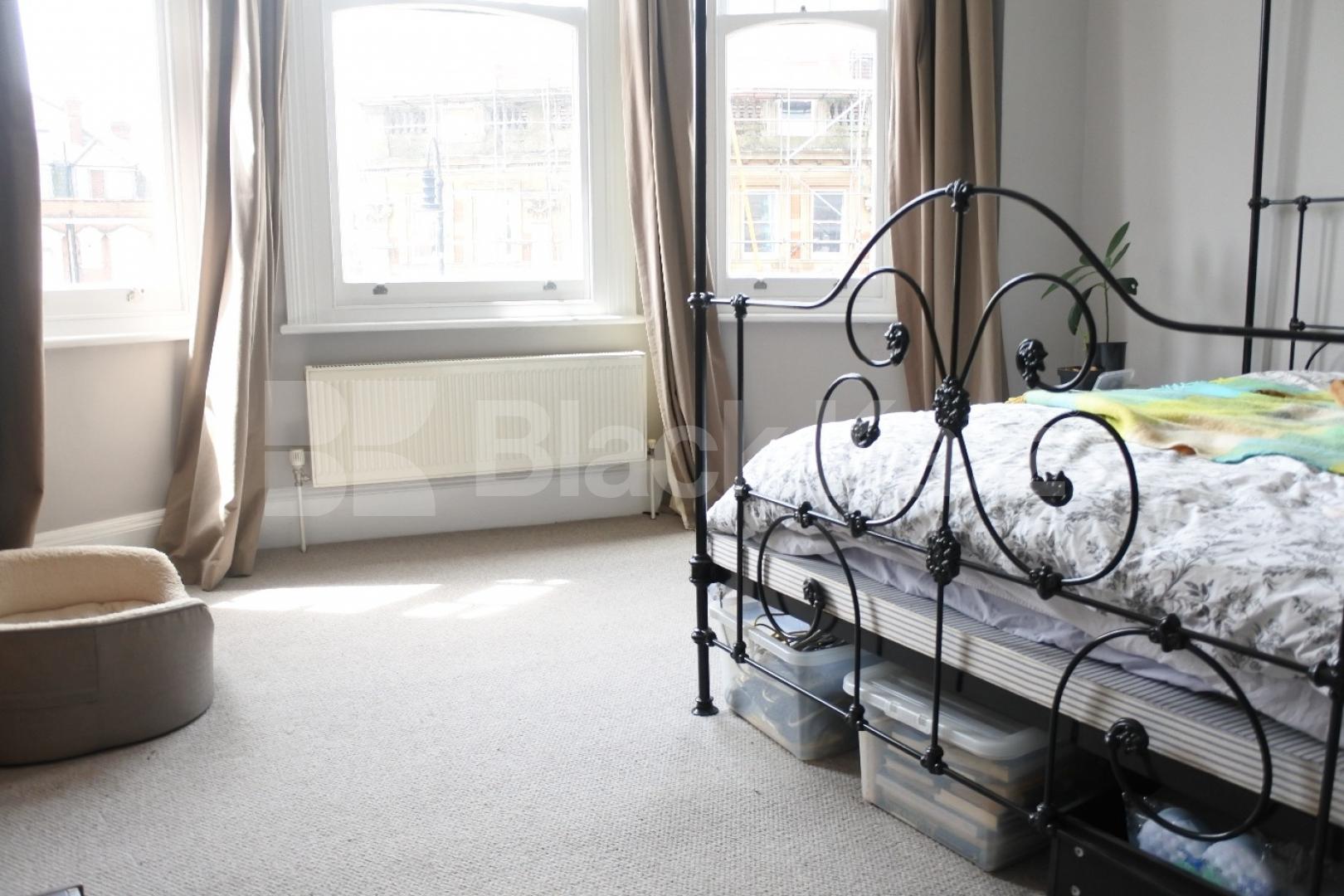 			Amazing Two Bed Property !, 2 Bedroom, 1 bath, 1 reception Apartment			 Muswell Hill Broadway, Muswell Hill