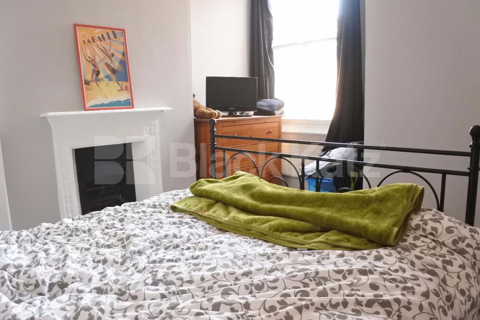 			Amazing Two Bed Property !, 2 Bedroom, 1 bath, 1 reception Apartment			 Muswell Hill Broadway, Muswell Hill