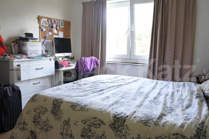 			New Instruction, 2 Bedroom, 1 bath, 1 reception Flat			 Stanhope Road, HIGHGATE