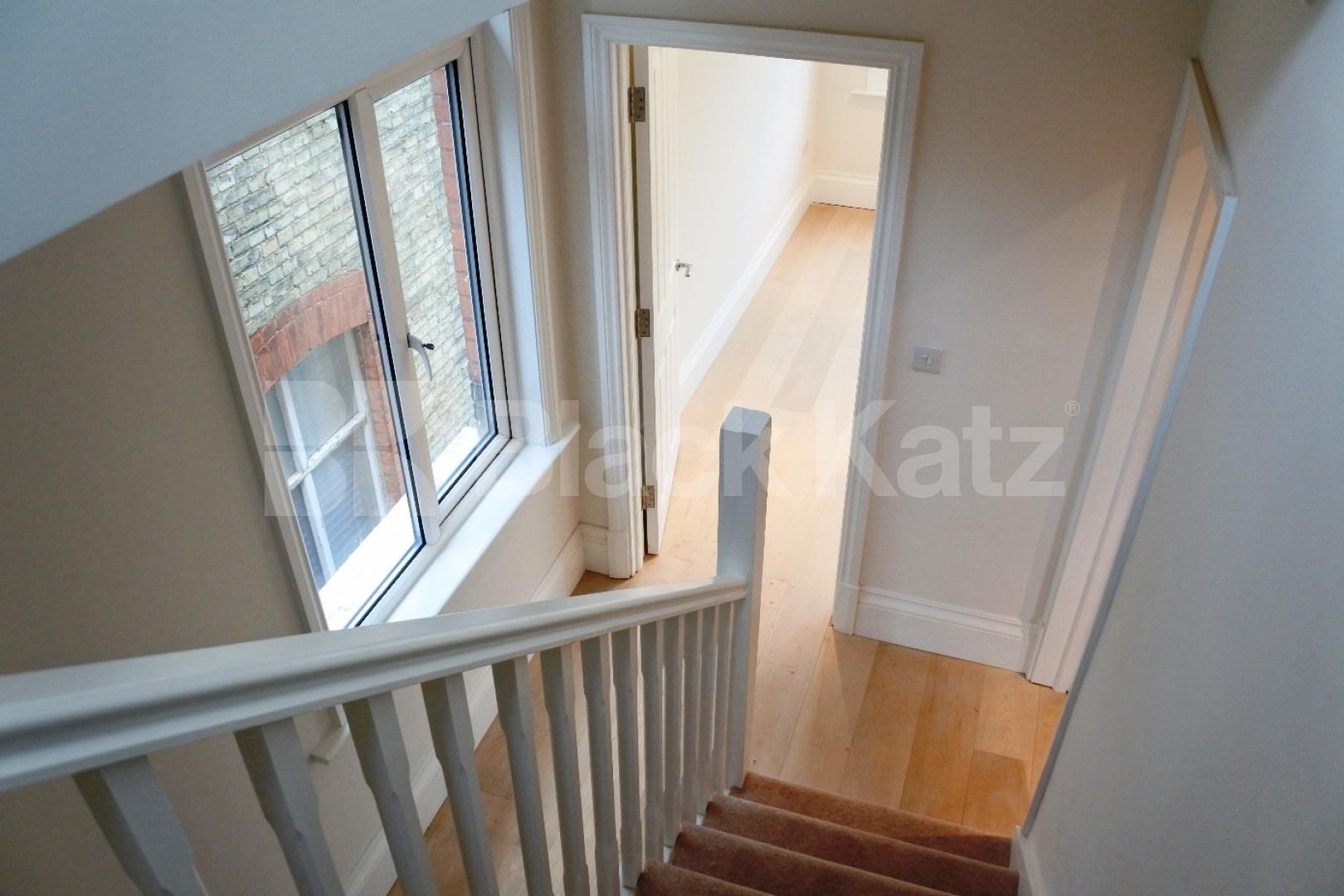 			Let, 5 Bedroom, 1 bath, 1 reception House			 Warner Road, Crouch End