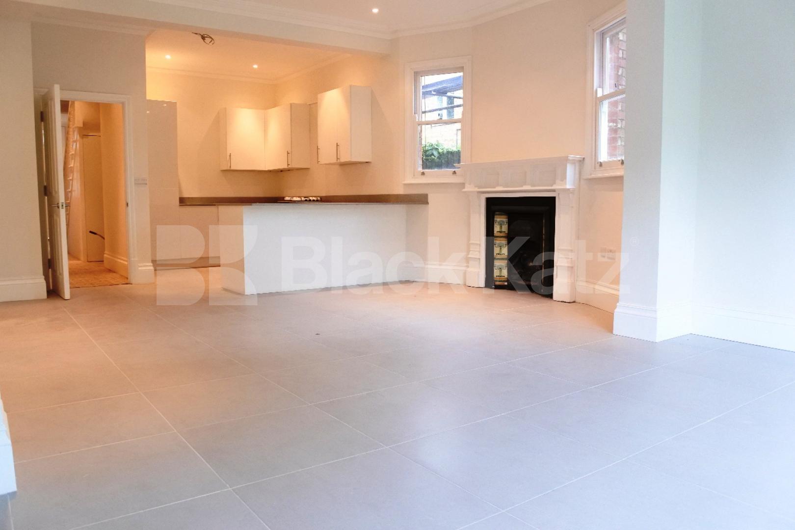 			Let, 5 Bedroom, 1 bath, 1 reception House			 Warner Road, Crouch End