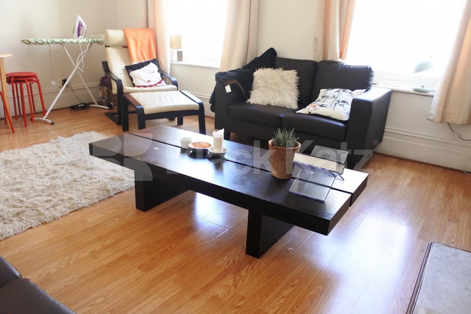 			3 Bedroom, 1 bath, 1 reception Flat			 The Broadway, Crouch End