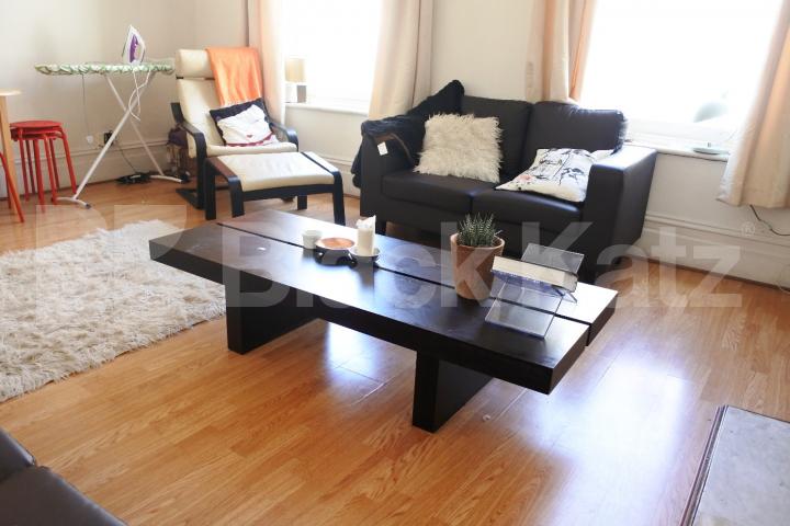 			3 Bedroom, 1 bath, 1 reception Flat			 The Broadway, Crouch End