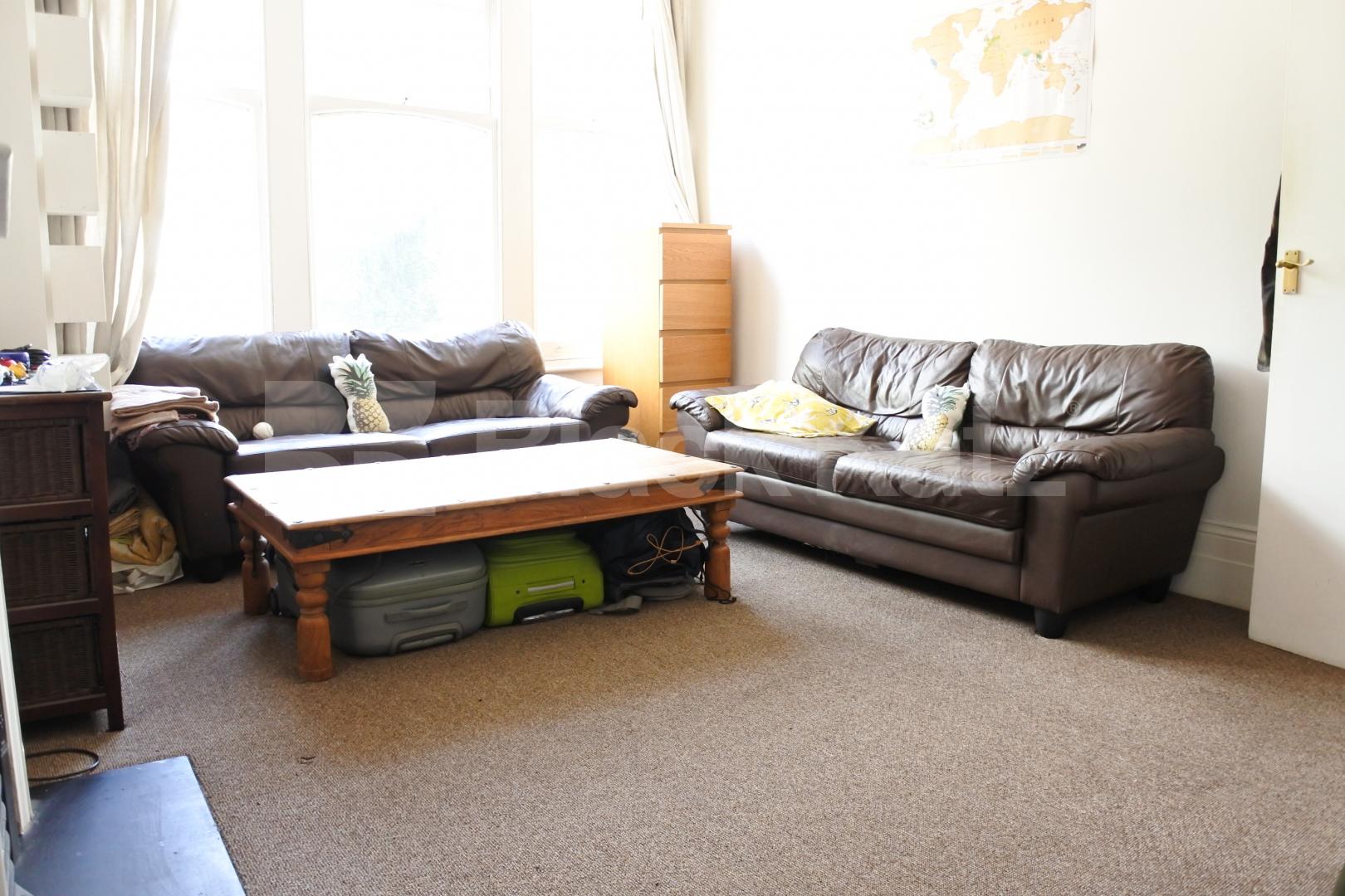 			2 Bedroom, 1 bath, 1 reception Flat			 Muswell Hill, Muswell Hill