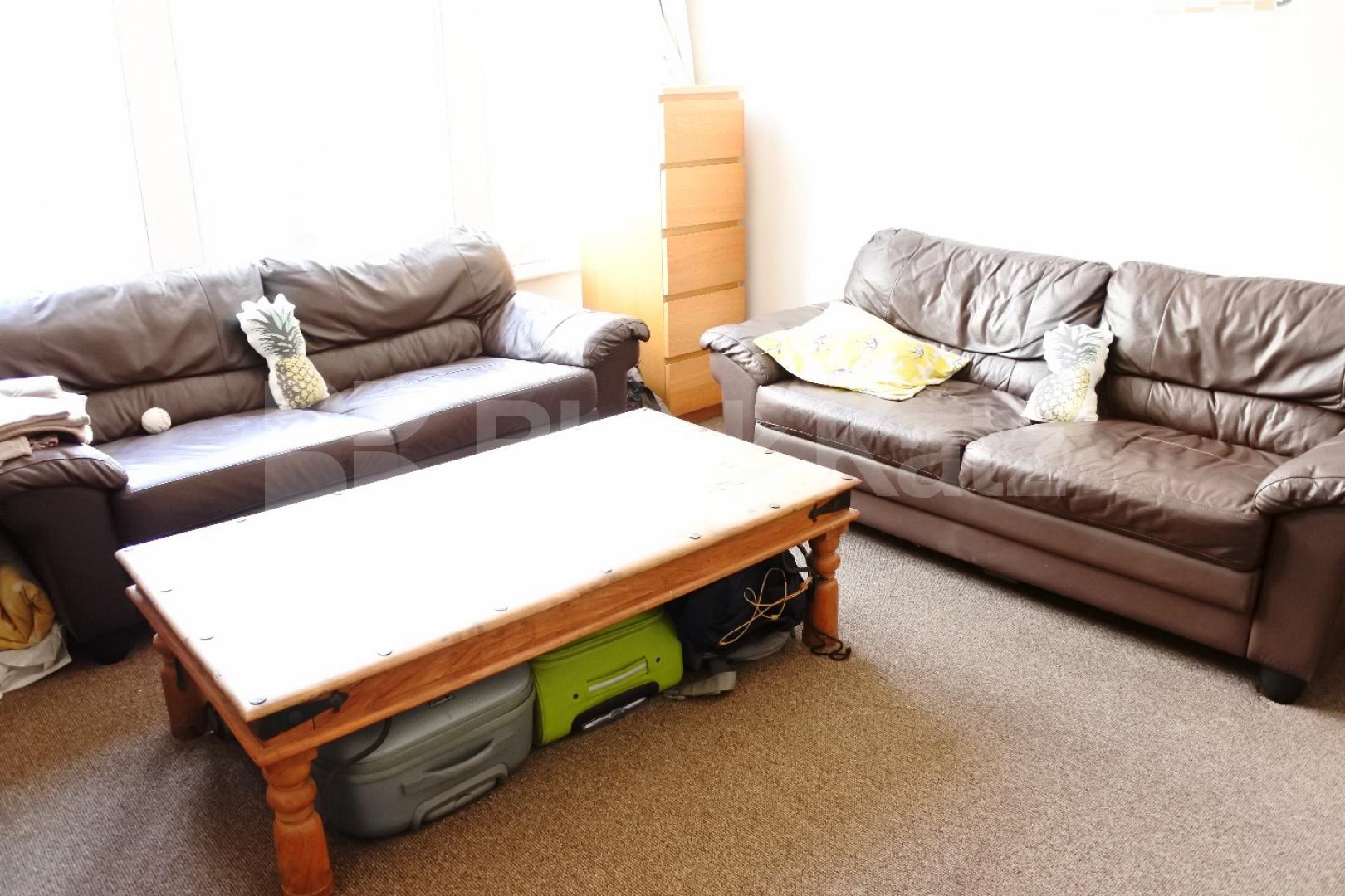 			2 Bedroom, 1 bath, 1 reception Flat			 Muswell Hill, Muswell Hill