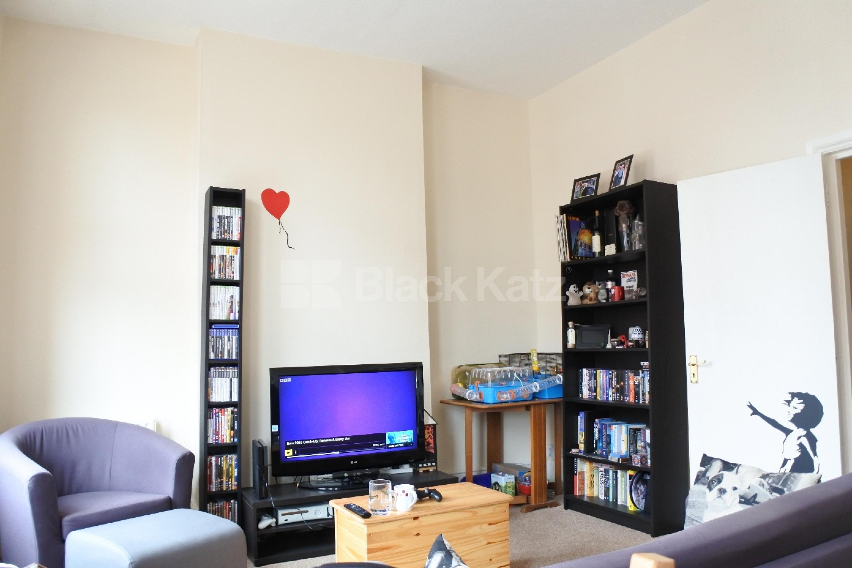 			1 Bedroom, 1 bath, 1 reception Flat			 Tottenham Lane, Crouch End N8