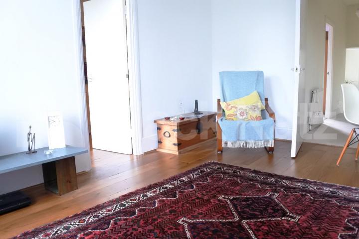 			Stunning new instruction, 2 Bedroom, 1 bath, 1 reception Flat			 Ridge road, Crouch End