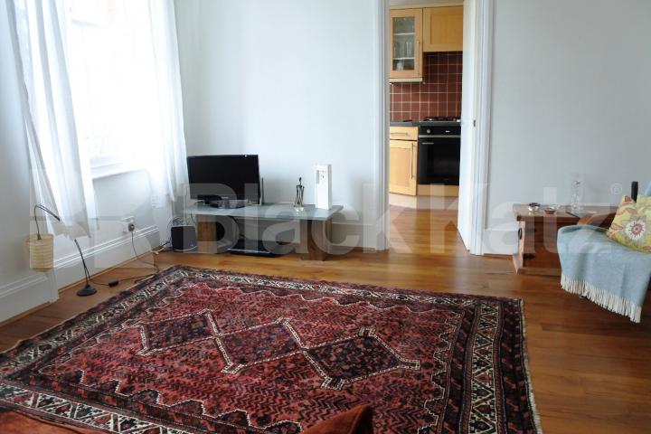 			Stunning new instruction, 2 Bedroom, 1 bath, 1 reception Flat			 Ridge road, Crouch End