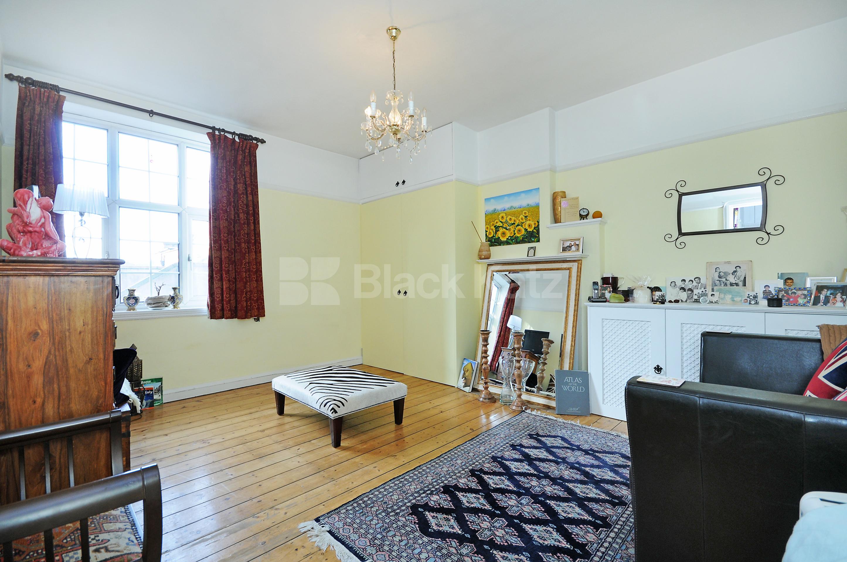 			NEW INSTRUCTION & MANAGED BY BLACK KATZ!, Studio Apartment, 1 bath, 1 reception Flat			 Sussex Gardens, EDGWARE ROAD-PADDINGTON W2