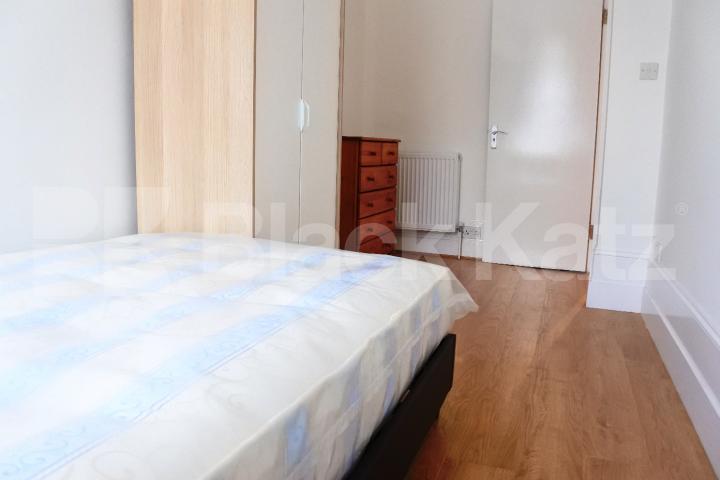 			Brand New 2 Bedroom flat next to Turnpike Lane tube, 2 Bedroom, 1 bath, 1 reception Flat			 Turnpike Lane, Turnpike Lane