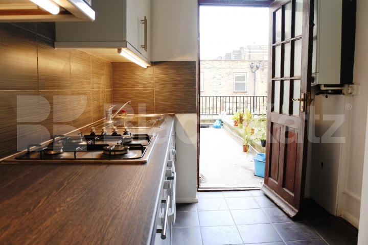 			Brand New 2 Bedroom flat next to Turnpike Lane tube, 2 Bedroom, 1 bath, 1 reception Flat			 Turnpike Lane, Turnpike Lane