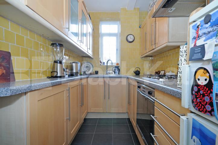 			NEW INSTRUCTION & MANAGED BY BLACK KATZ!, Studio Apartment, 1 bath, 1 reception Flat			 Sussex Gardens, EDGWARE ROAD-PADDINGTON