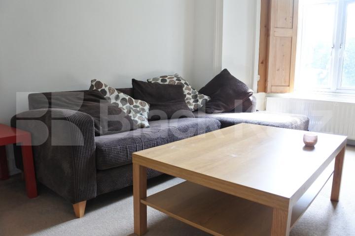 			1 Bedroom, 1 bath, 1 reception Ground Floor Flat			 PARK ROAD, CROUCH END