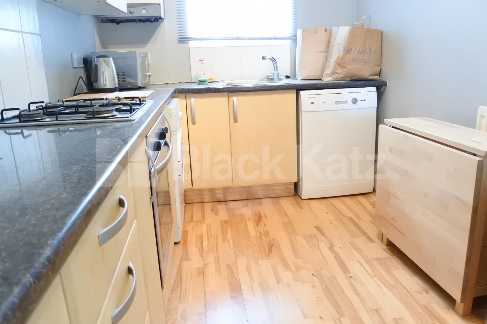 			1 Bedroom, 1 bath, 1 reception Ground Floor Flat			 PARK ROAD, CROUCH END