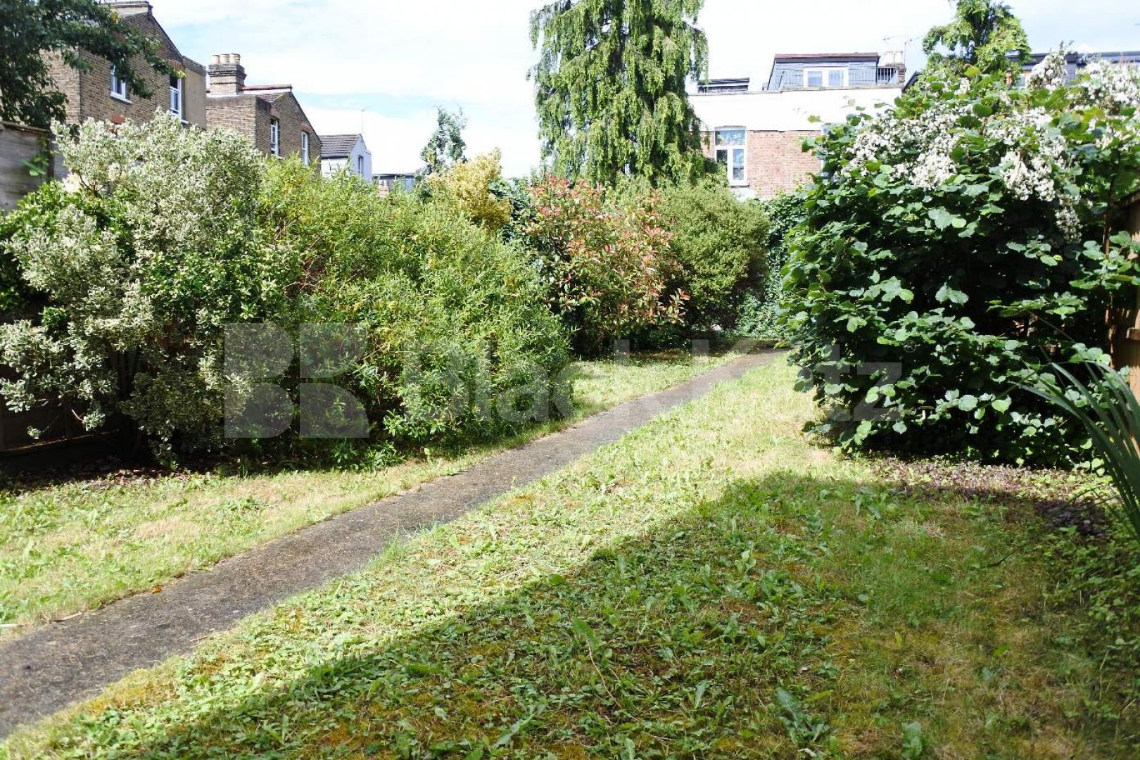 			1 Bedroom, 1 bath, 1 reception Ground Floor Flat			 PARK ROAD, CROUCH END